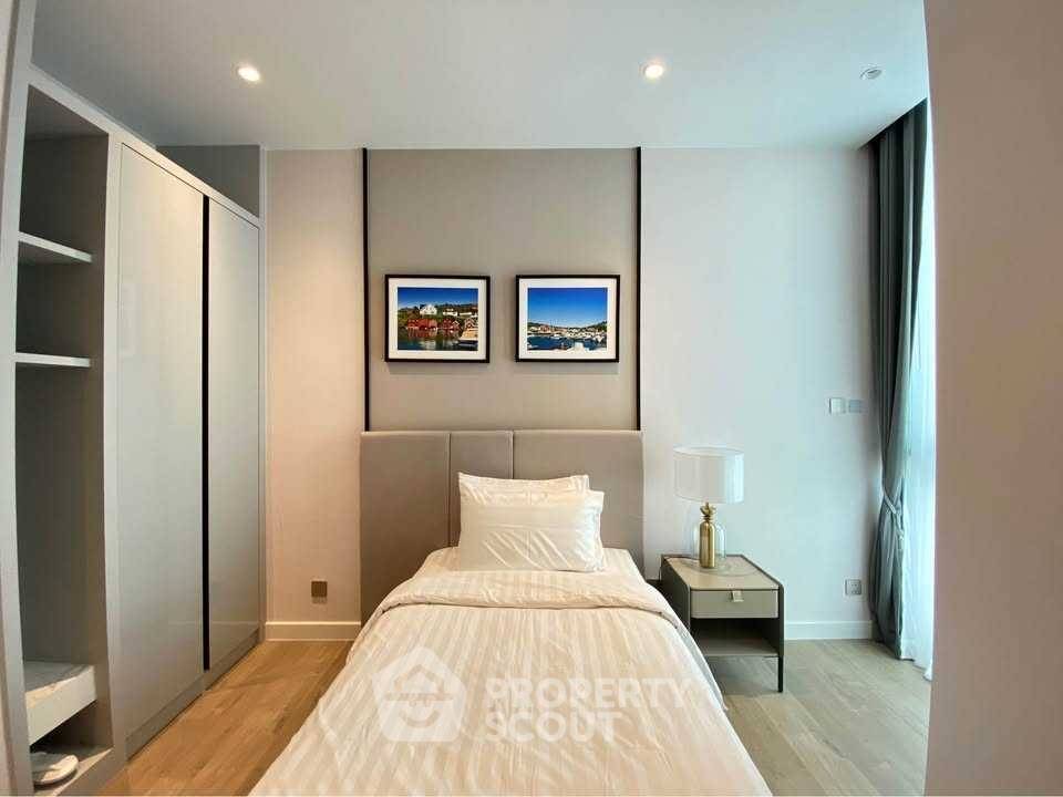 picture 3-BR Condo at Supalai Icon Sathon near MRT Si Lom (ID 2056874) - 8/17
