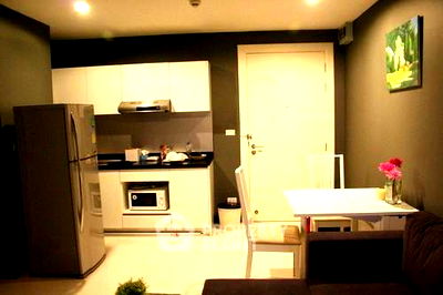 Condos for rent Sukumvit 16 : 1-BR Condo at Voque Sukhumvit 16 Condominium near MRT Queen Sirikit National Convention Centre (ID 2066383)