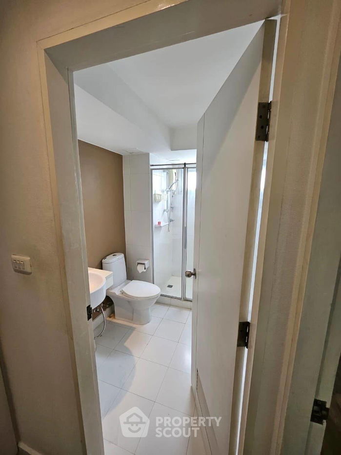 picture 2-BR Condo at The Room Sukhumvit 79 near BTS On Nut (ID 1462683) - 3/17