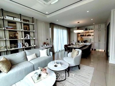 Houses for sale Srinakarin-Romklao Road : 3-BR House in Saphan Sung (ID 1926775)