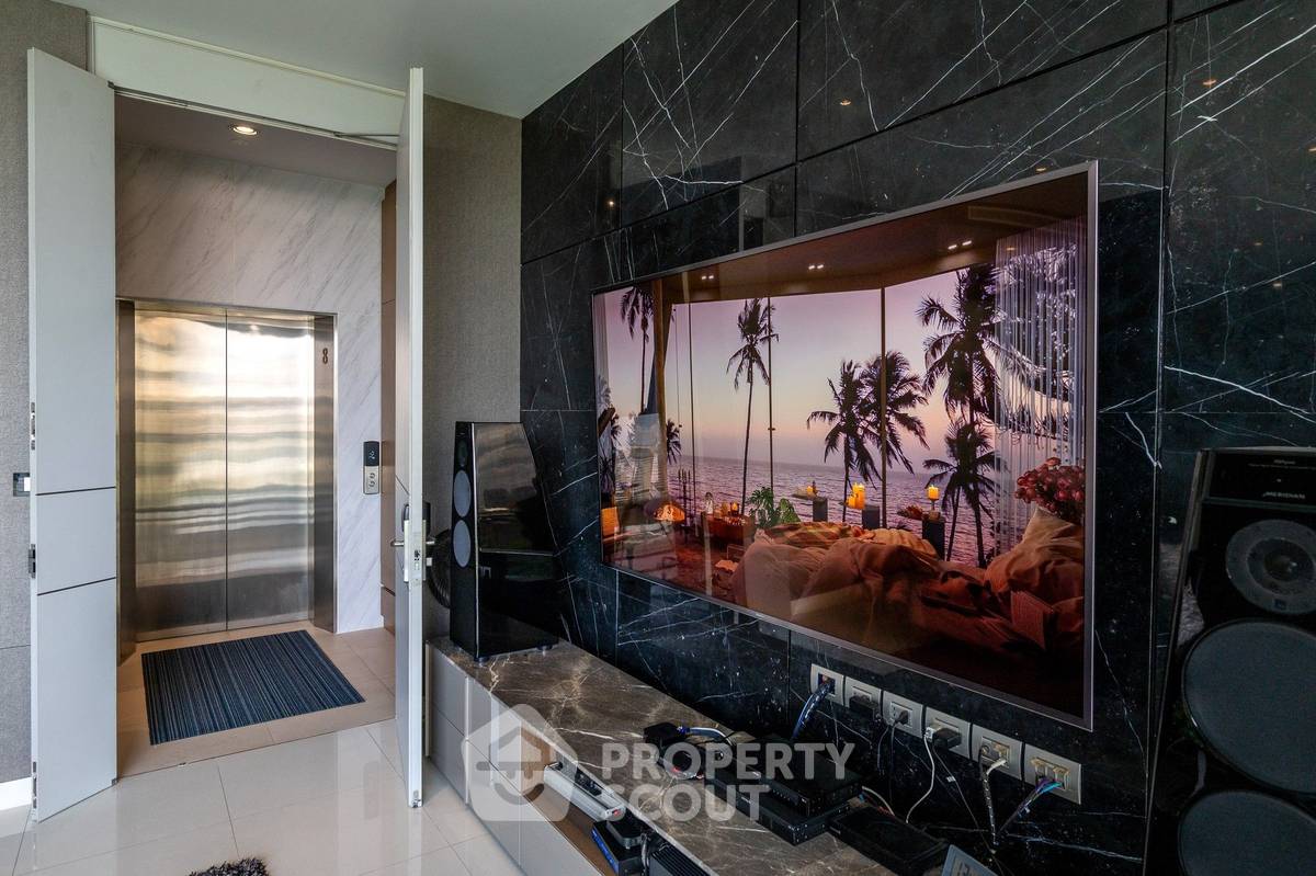 picture 2-BR Condo at Vittorio Sukhumvit 39 near BTS Phrom Phong (ID 1447225) - 11/20