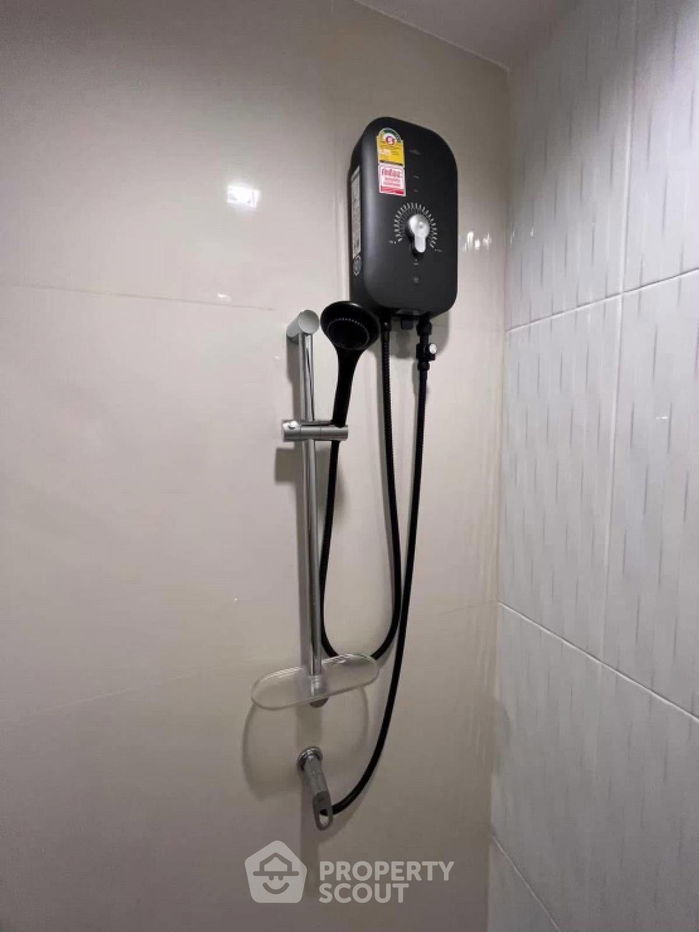 picture 2-BR Condo at Life Ladprao near BTS Ha Yaek Lat Phrao (ID 2055627) - 11/12