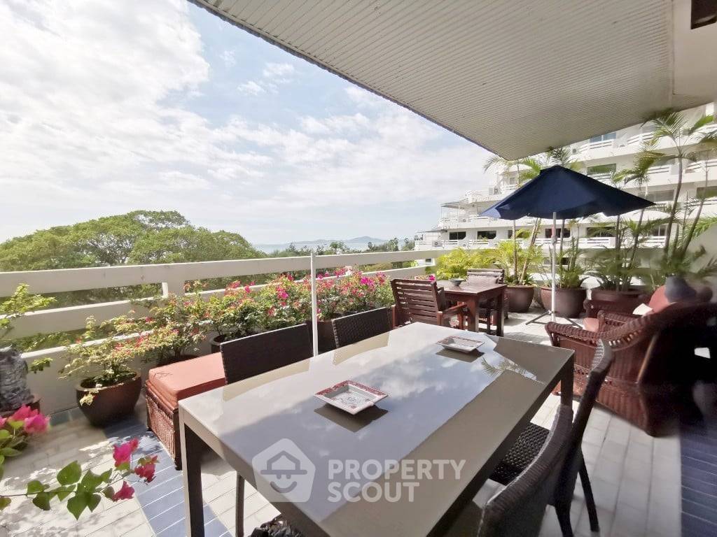 picture 2-BR Condo at Metro Jomtien Condotel close to Jomtien Beach (ID 1001327) - 2/15
