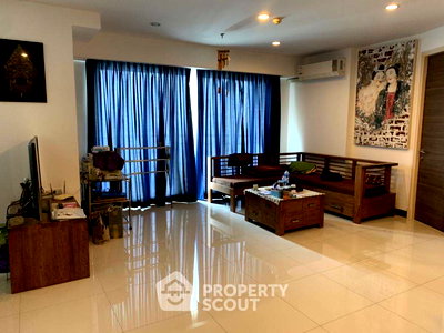 Condos for sale : 2-BR Condo at Supalai Prima Riva Rama 3 - Narathiwas in Chong Nonsi (ID 2143733)