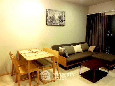 Condos for sale Phrom Phong : 1-BR Condo at Noble Refine Prompong near BTS Phrom Phong (ID 1774823)