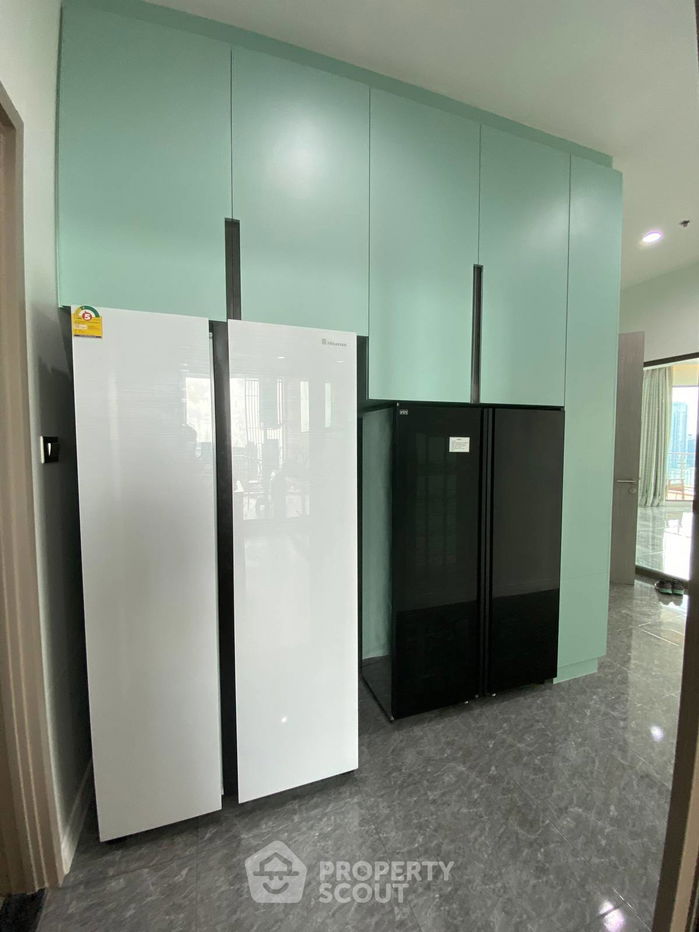 picture 3-BR Condo at Supalai Oriental Sukhumvit 39 near MRT Phetchaburi (ID 1307222) - 4/20