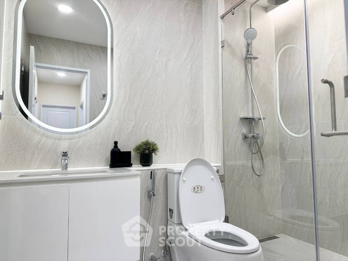 picture 3-BR Condo at Grand Langsuan Condominium near BTS Ratchadamri (ID 2072365) - 16/16