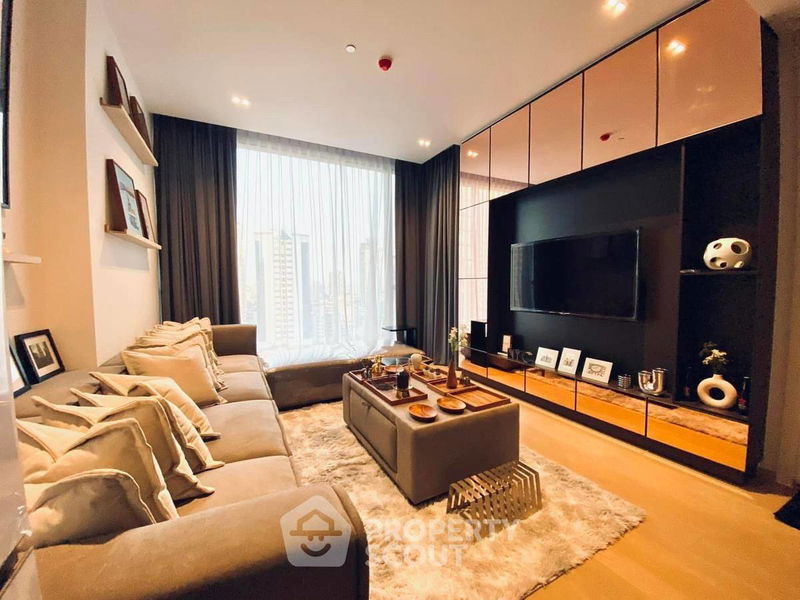 Condos for sale : 1-BR Condo at The Strand Thonglor near BTS Thong Lor (ID 1546887)