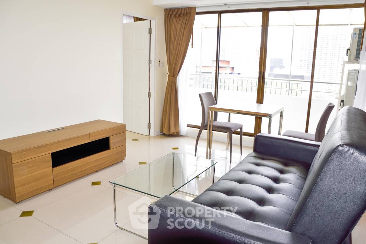 picture 2-BR Condo at Diamond Tower Condominium near BTS Chong Nonsi (ID 889497) - 4/7