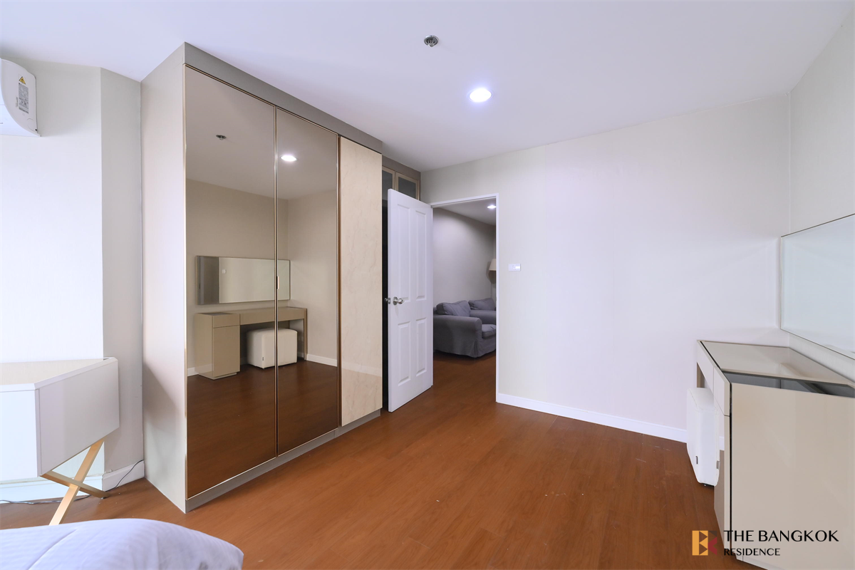 picture Belle Grand Rama 9 near MRT Rama 9 Station Luxurious Design, Elevated Atmosphere - 1/10