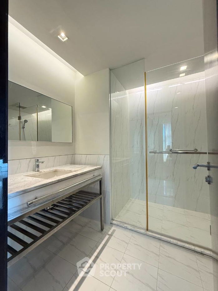 picture 2-BR Condo at Sathon Heritage Residences near BTS Chong Nonsi (ID 2051542) - 9/12