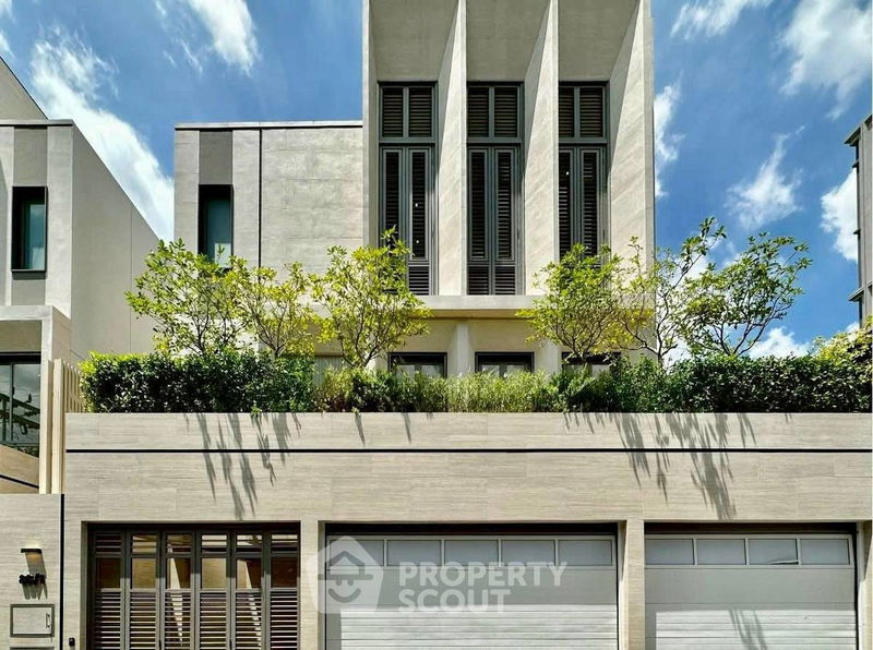 ขายคอนโด : คอนโด 4-ห้องนอน ที่ แอดเลอร์ ถนนจันทร์ ใกล้ BTS สะพานตากสิน (ID 2252615)