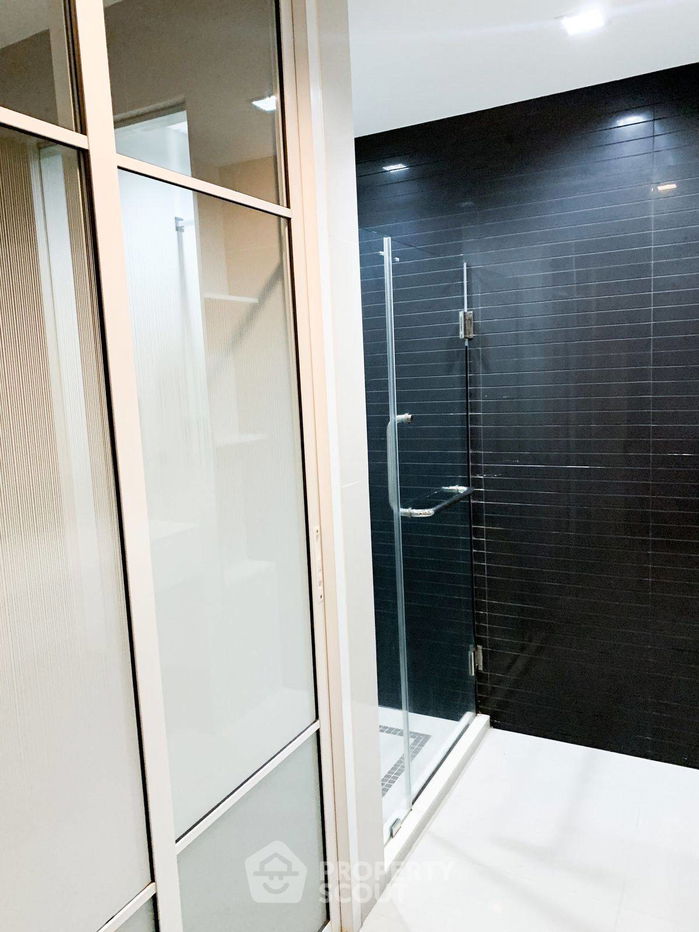 picture 1-BR Condo at Rhythm Ratchada-Huaikwang near MRT Huai Khwang (ID 2093698) - 13/14