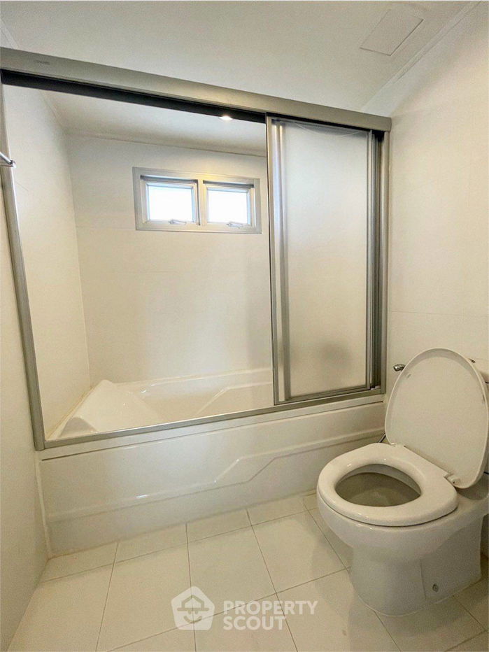 picture 2-BR Condo at Lumpini Park Beach Jomtien close to Jomtien Beach (ID 2106302) - 4/8
