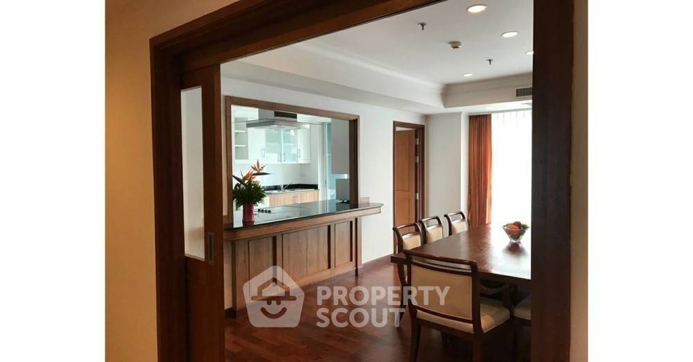 picture 3-BR Condo at Green Ville Exclusive Residence near BTS Nana (ID 387335) - 13/15
