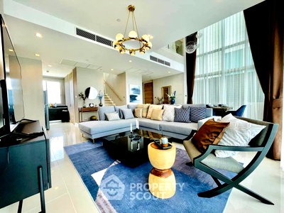 ขายคอนโด : คอนโด 4-ห้องนอน ที่ รีเฟล็คชั่น จอมเทียน บีช พัทยา ใกล้ เมืองพัทยา (ID 1908887)