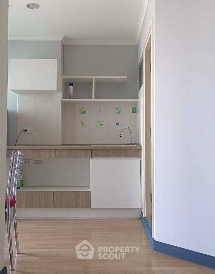 picture 1-BR Condo at Lumpini Ville Latphrao-Chokchai 4 in Saphan Song (ID 680355) - 4/13