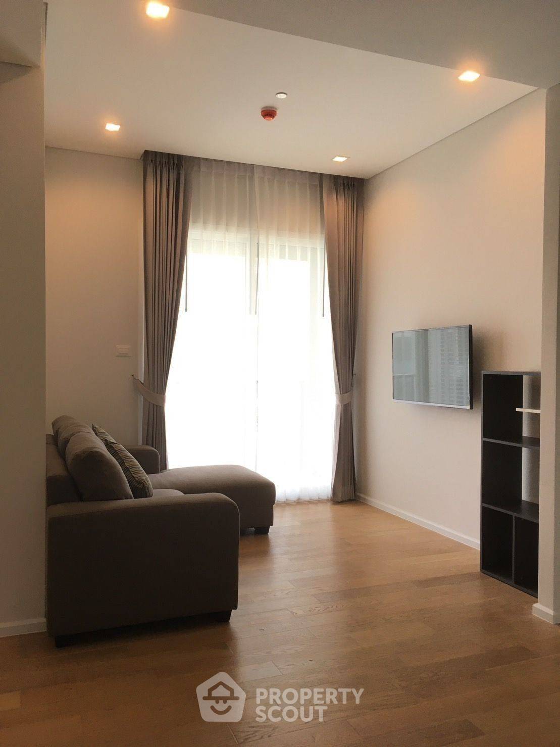 ห่าง MRT พหลโยธิน 100 ม. คอนโด 3 ห้องนอน The Saint Residences (ID 1449550)