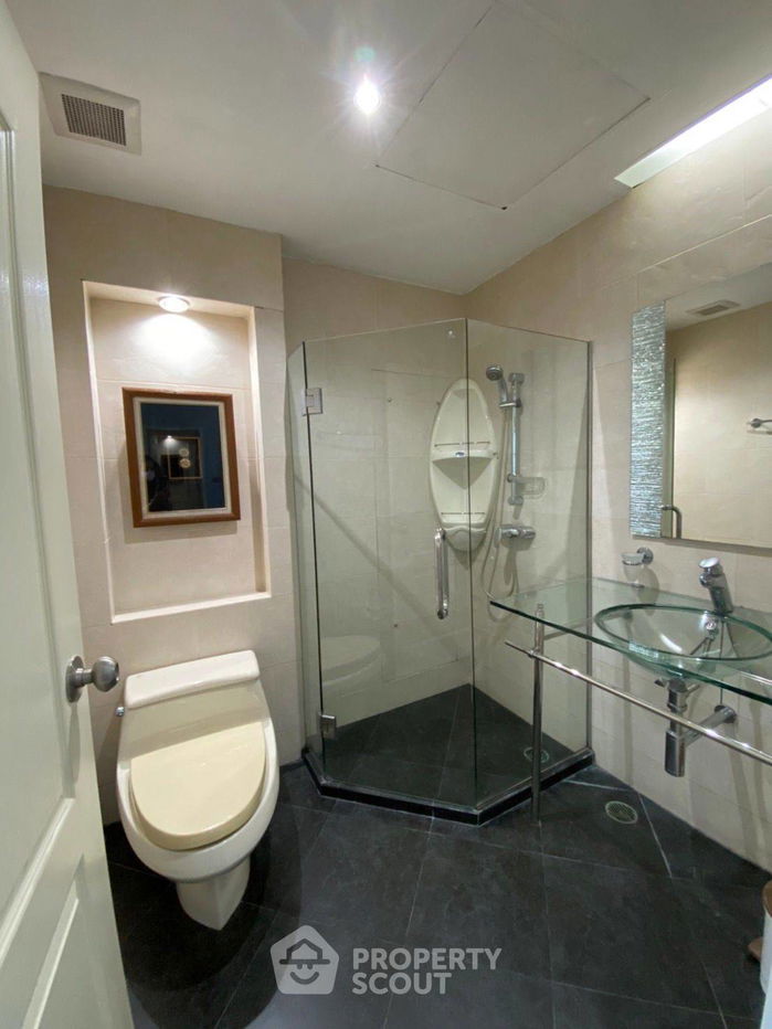 picture 3-BR Condo at Royal River Place in Bang Phong Phang (ID 708270) - 15/33