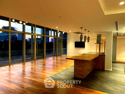 เช่าคอนโด เกตเวย์ เอกมัย : คอนโด 5-ห้องนอน ที่ ไฟคัส เลน คอนโดมิเนียม ใกล้ BTS พระโขนง (ID 511001)