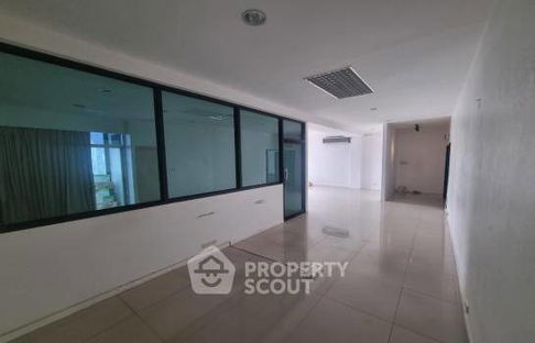 1-BR Condo at Thairong Tower in Suan Luang (ID 1902481)