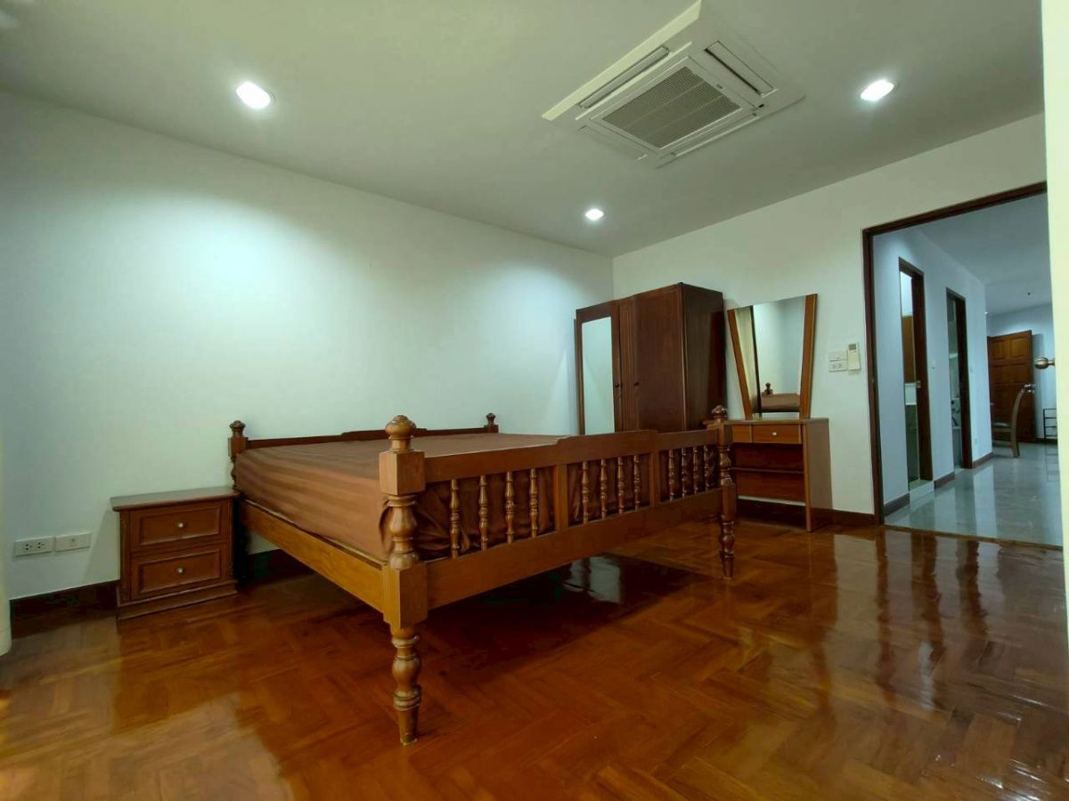 picture Wittayu Complex Condo, 2 Bed, 81 sq.m., Near BTS Ploen Chit - 5/15