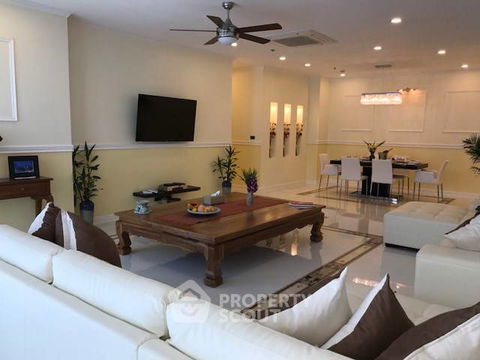 3-BR Condo at Baan Sathorn Chaopraya near BTS Krung Thon Buri (ID 567718)