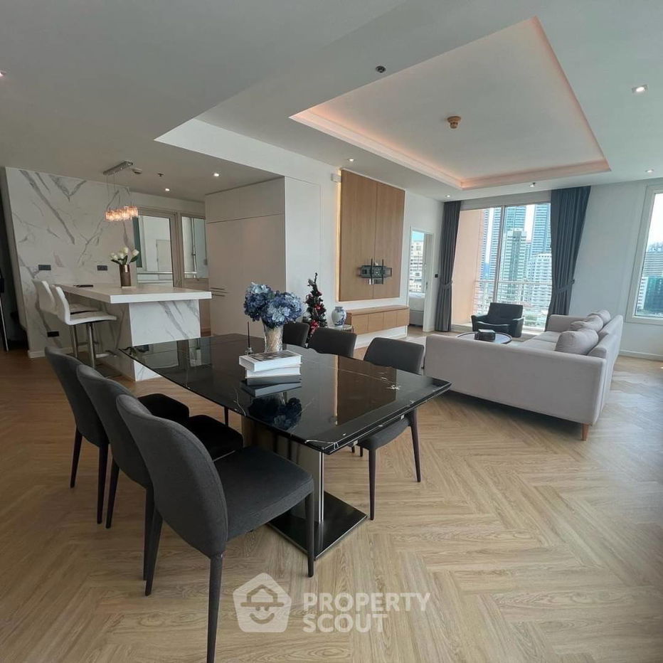 picture 3-BR Condo at Siri Residence Sukhumvit near BTS Phrom Phong (ID 1930583) - 2/12