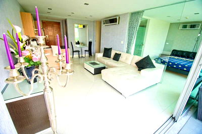 Condos for sale : 2-BR Condo at Laguna Heights Condominium close to Sanctuary of Truth (ID 1535991)