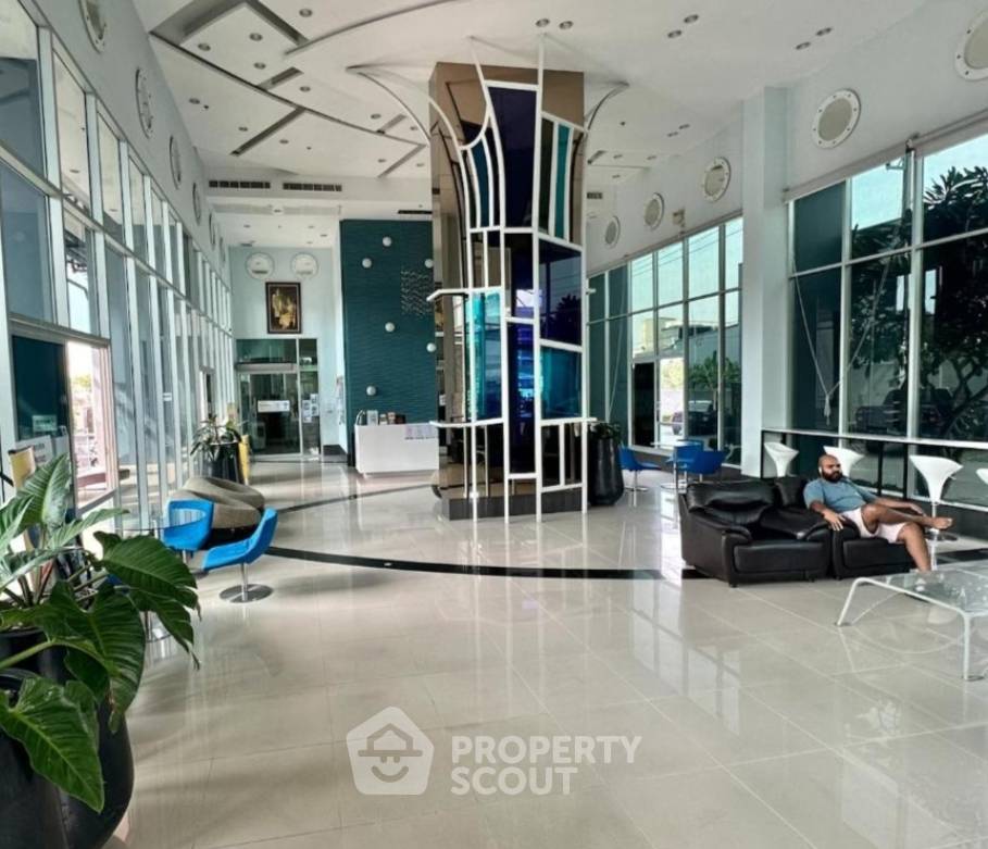 picture 2-BR Condo at Supalai Mare Pattaya close to Pattaya South (ID 1586351) - 23/23