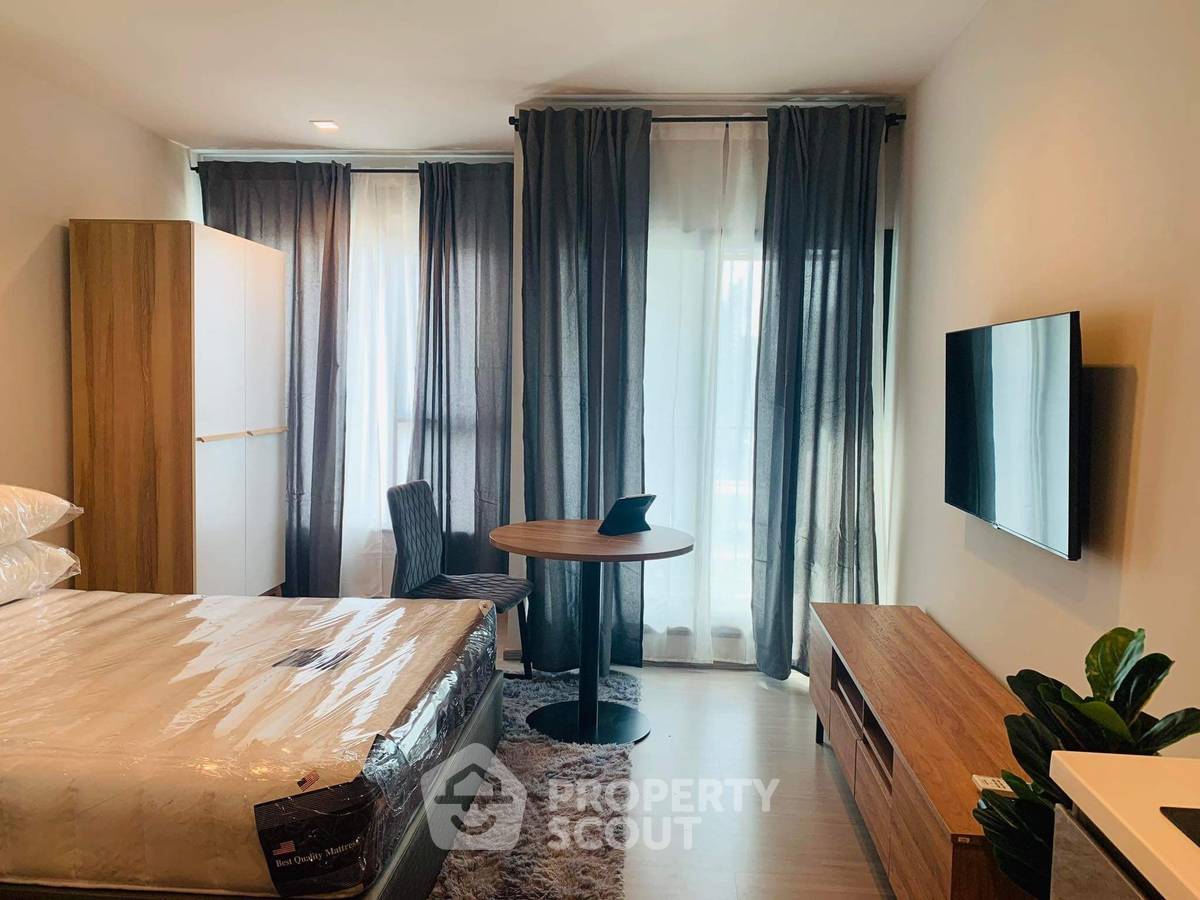picture 1-BR Condo at Life Asoke - Rama 9 near MRT Phra Ram 9 (ID 2291636) - 2/7