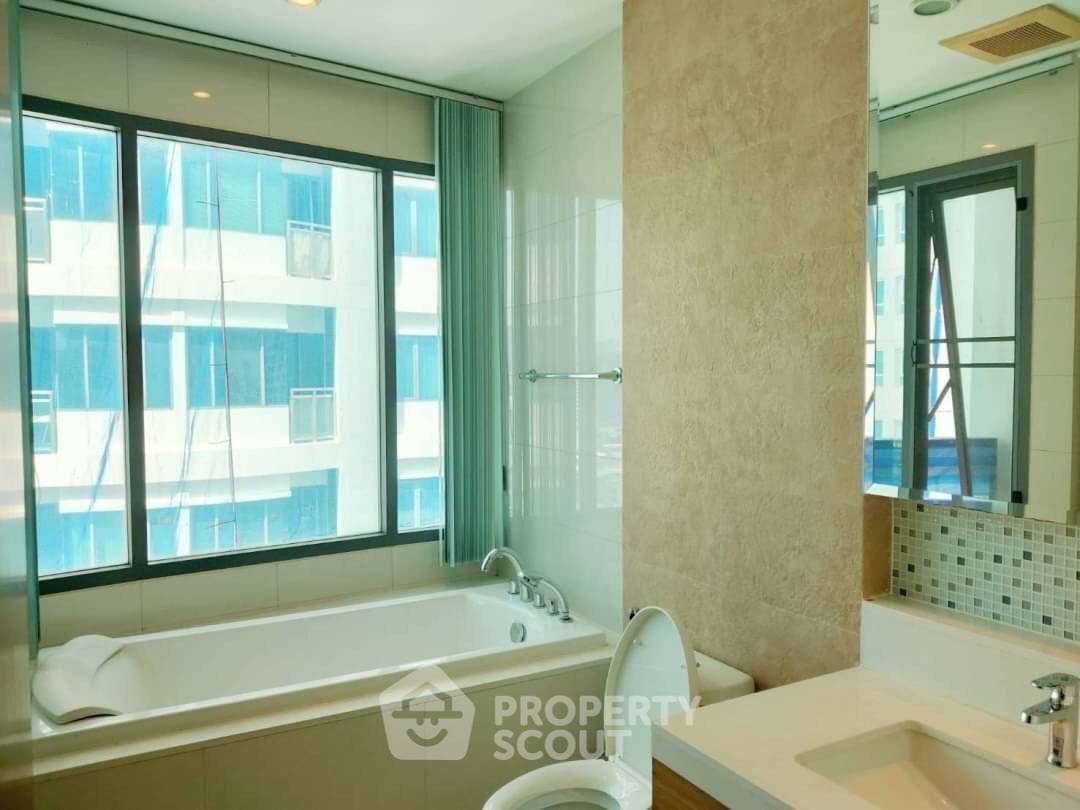 picture 1-BR Condo at Bright Sukhumvit 24 Condominium near BTS Phrom Phong (ID 2071068) - 10/13