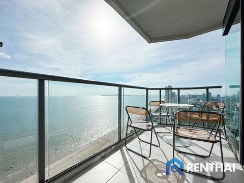 Aeras Condominium  Luxury Penthouse for Rent