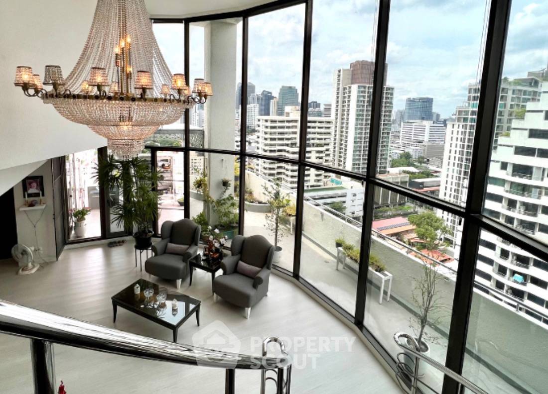 picture 5-BR Condo at Supalai Place Sukhumvit 39 near BTS Phrom Phong (ID 1883009) - 4/7