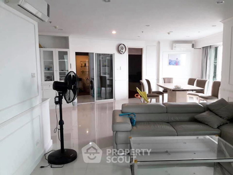 Condos for sale : 2-BR 115 Sqm, 26th-Floor Condo For Sale At Supalai Prima Riva Rama 3, Near Chong Nonsi (ID 1333967)
