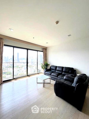 Condos for sale BTS Thong Lo (Thong Lor) : 3-BR Condo at Noble Solo close to Thong Lo (ID 1881846)