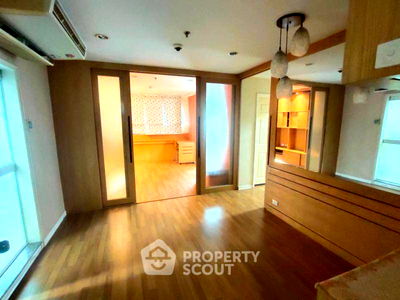 คอนโด ถนนบรมราชชนนี  : คอนโด 2-ห้องนอน ที่ ลุมพินีเพลส ปิ่นเกล้า 2 ใกล้ MRT บางยี่ขัน (ID 1950370)