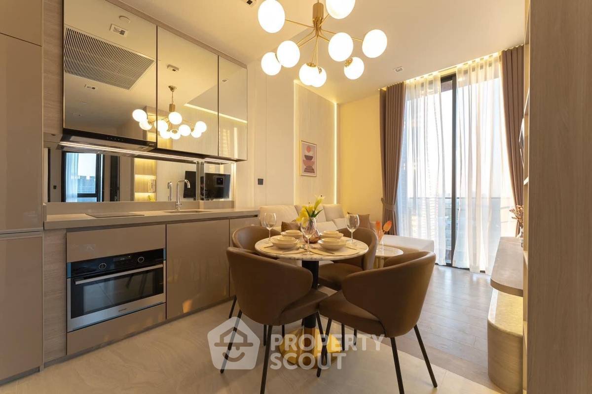 picture 2-BR Condo at The Crest Park Residences near MRT Phahon Yothin (ID 1490625) - 4/8