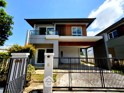 Condos for sale 700 Year Sports Arena Chiang Mai : 3-BR Condo at Panna Residence 3 In The CMU in Suthep (ID 2150297)