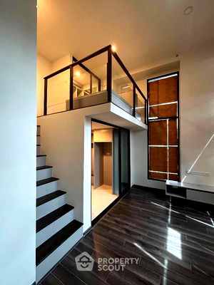 Condos for sale : 1-BR Duplex at Knights Bridge Space Rama 9 near MRT Phra Ram 9 (ID 1891459)