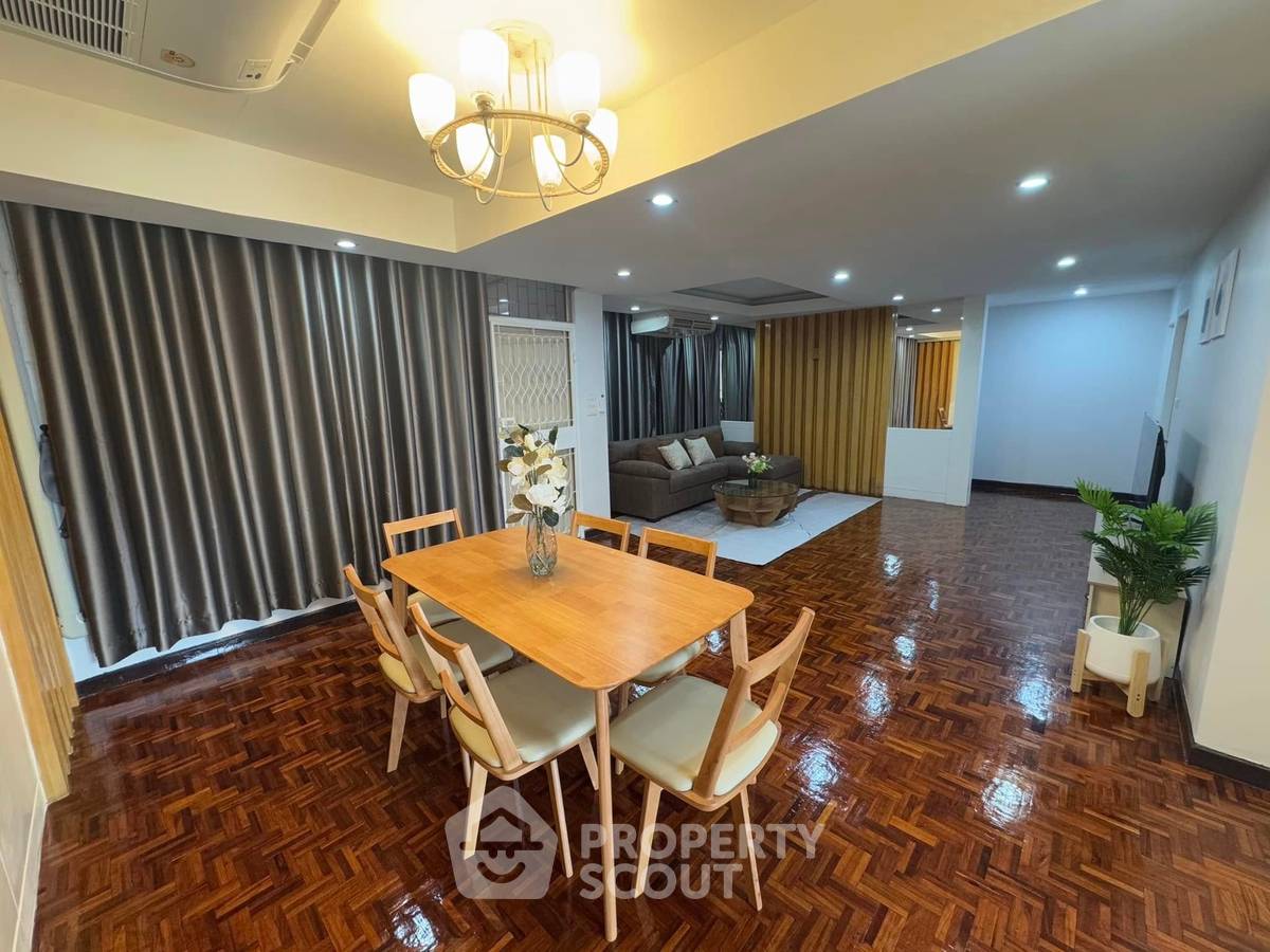 picture 3-BR Condo at Siam Condominium near MRT Phra Ram 9 (ID 2076153) - 10/11