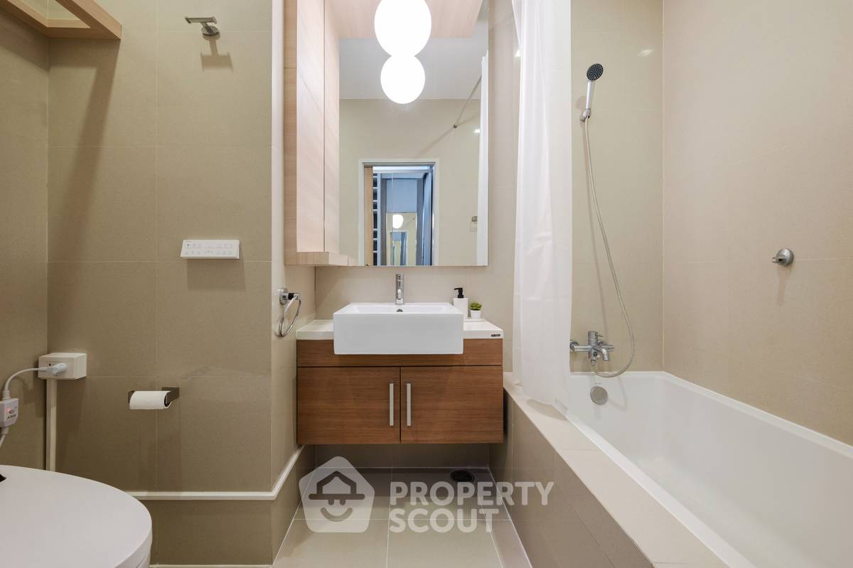 รูป คอนโด 2-ห้องนอน ที่ โนเบิล รีวิล เอกมัย ใกล้ BTS เอกมัย (ID 1377858) - รูปที่ 2/5