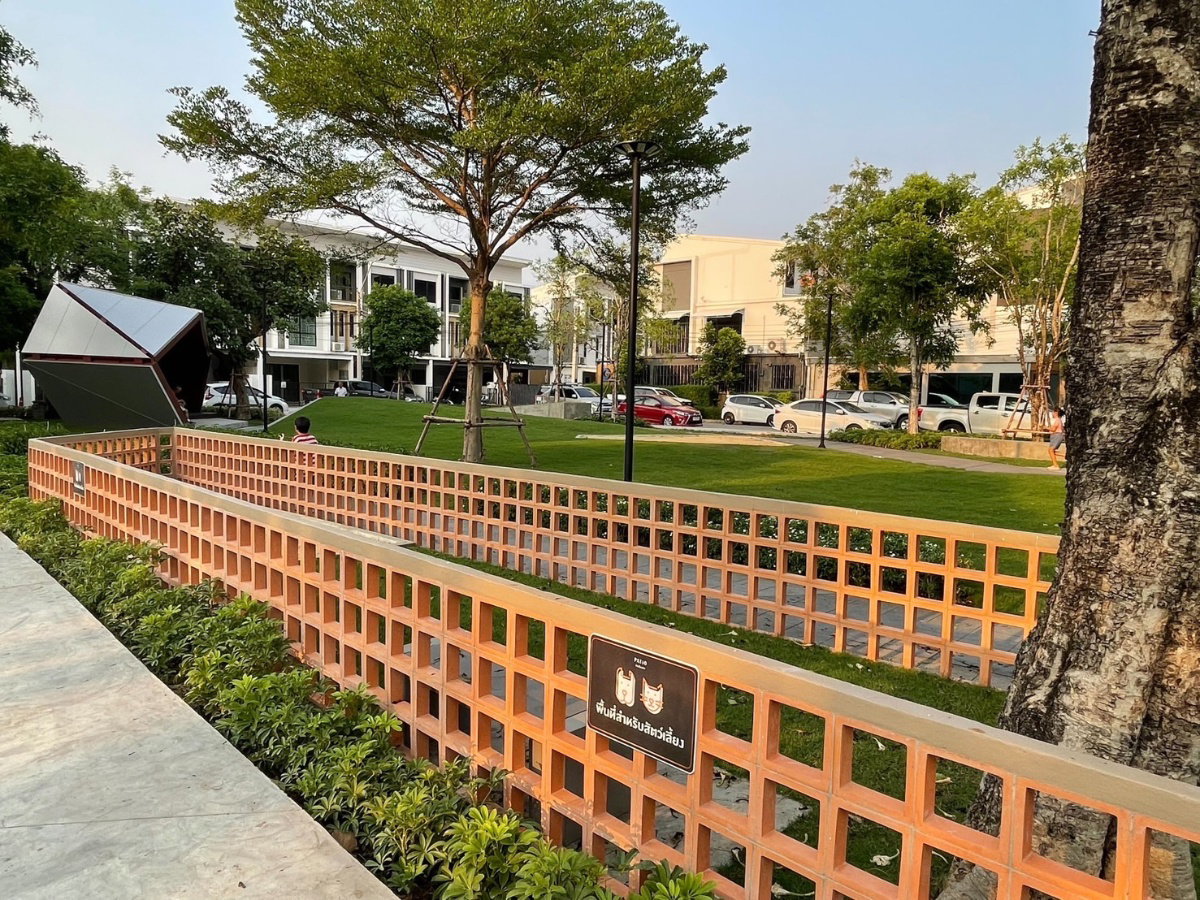 picture For Rent: 3-Storey Townhome – Patio Watcharapol-Ramintra | Ideal for Residence or Home Office - 19/20