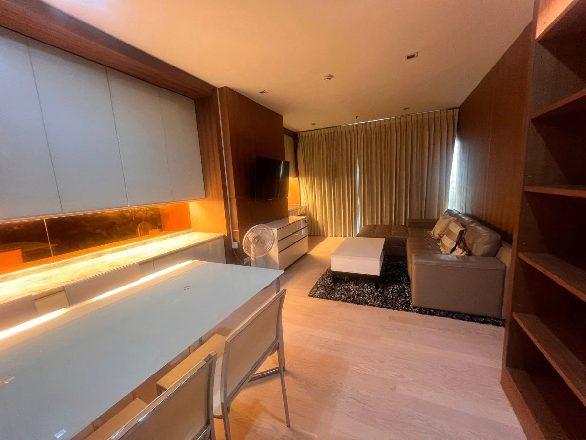 picture For Rent Condo NOBLE REMIX Building 1, Floor 24,2 bed room, Room size 96 sqm - 1/10
