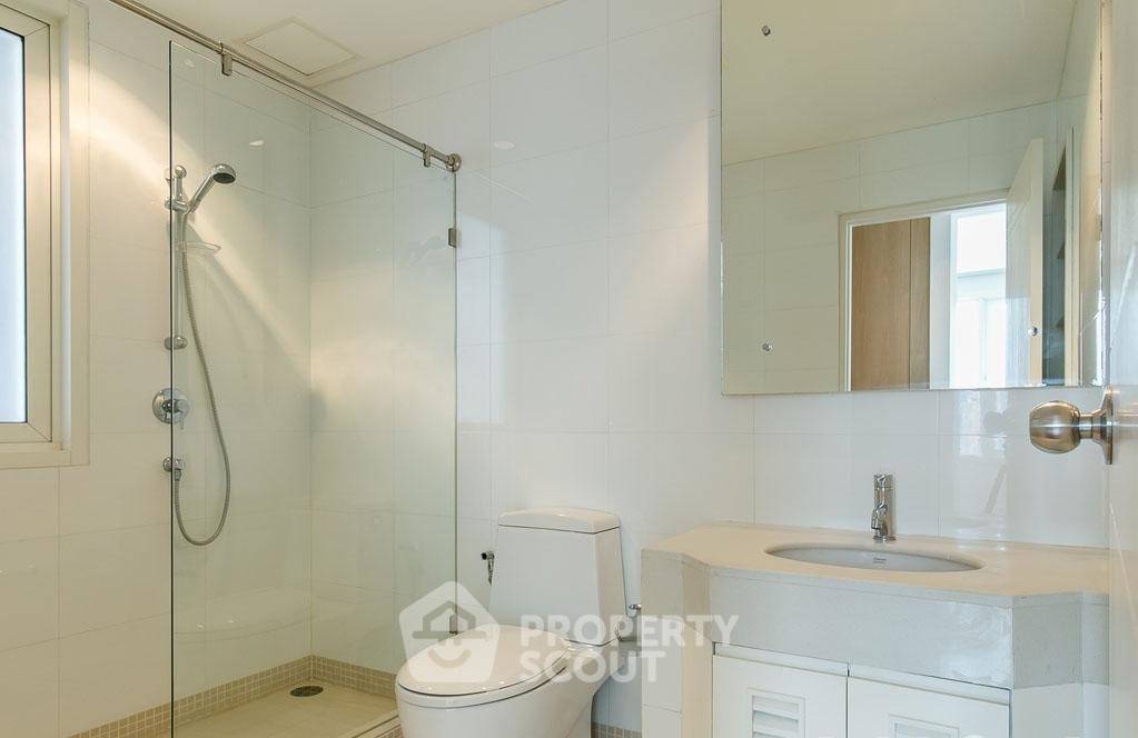 picture 4-BR Condo at Baan Siri 24 near BTS Phrom Phong (ID 514935) - 15/17