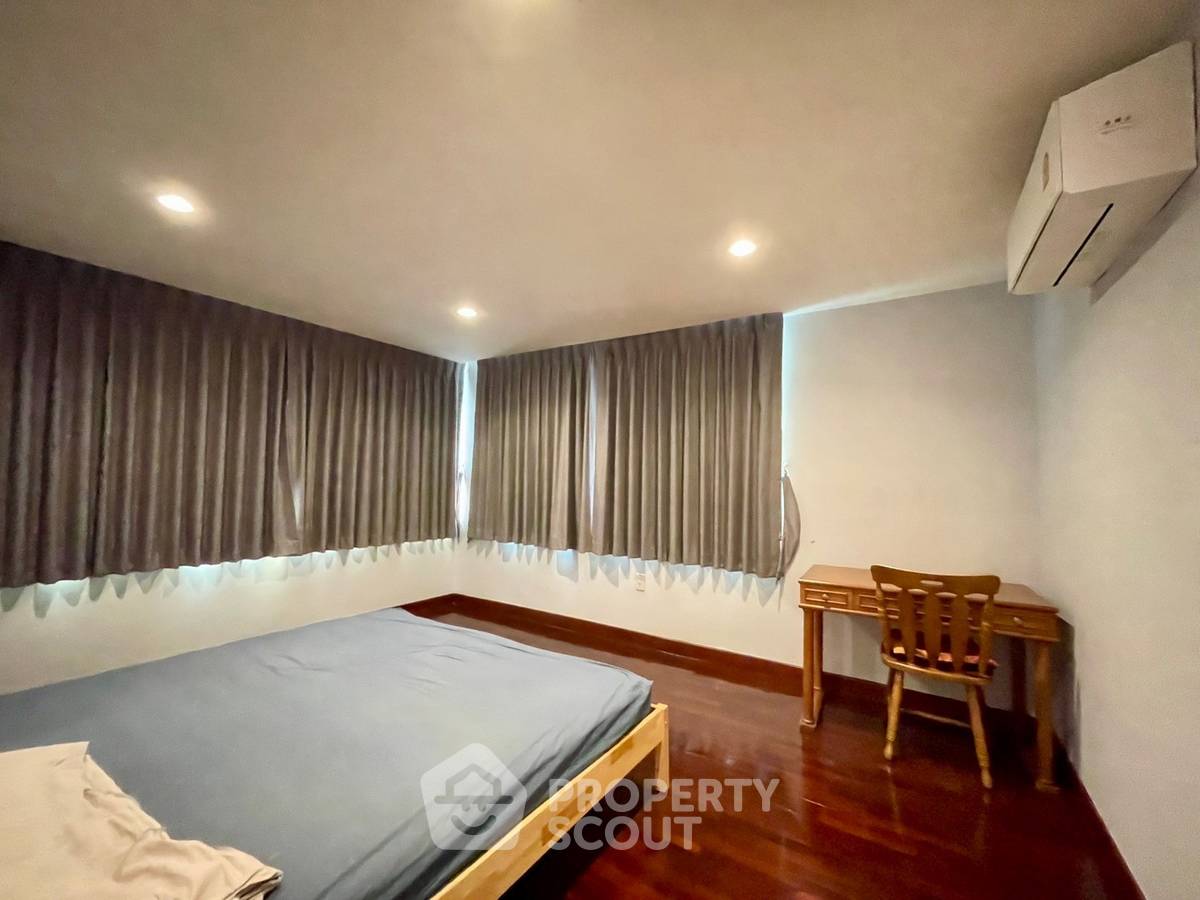 picture 2-BR Condo at Acadamia Grand Tower near BTS Phrom Phong (ID 2069685) - 8/20