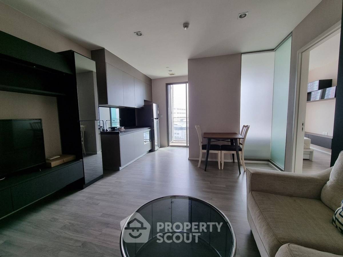 picture 1-BR Condo at The Room Sukhumvit 69 near BTS Phra Khanong (ID 1362375) - 2/6