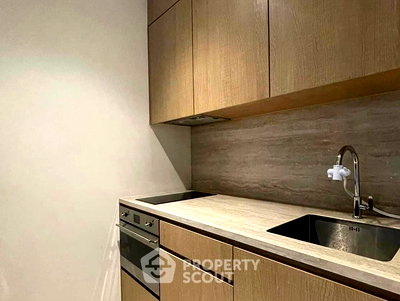 Condos for sale : 1-BR Condo at The Lofts Silom near BTS Surasak (ID 1981706)