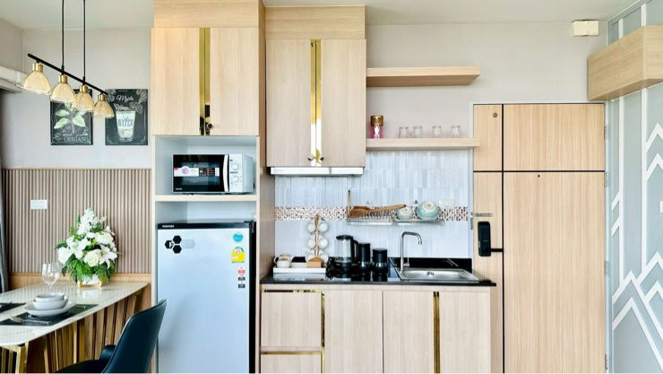 picture Pet-friendly condo next to the sea. - 5/14