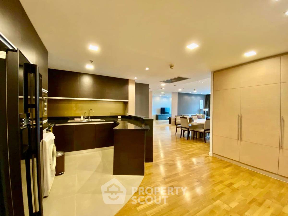 picture 2-BR Condo at Urbana Sathorn Condominium near BTS Sala Daeng (ID 1451777) - 17/21
